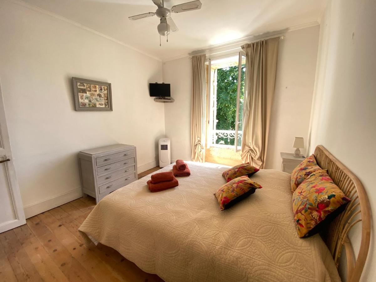 Residence Les Trois Jardins Avec Wifi Et Parking Gratuit Sarlat-la-Caneda Luaran gambar